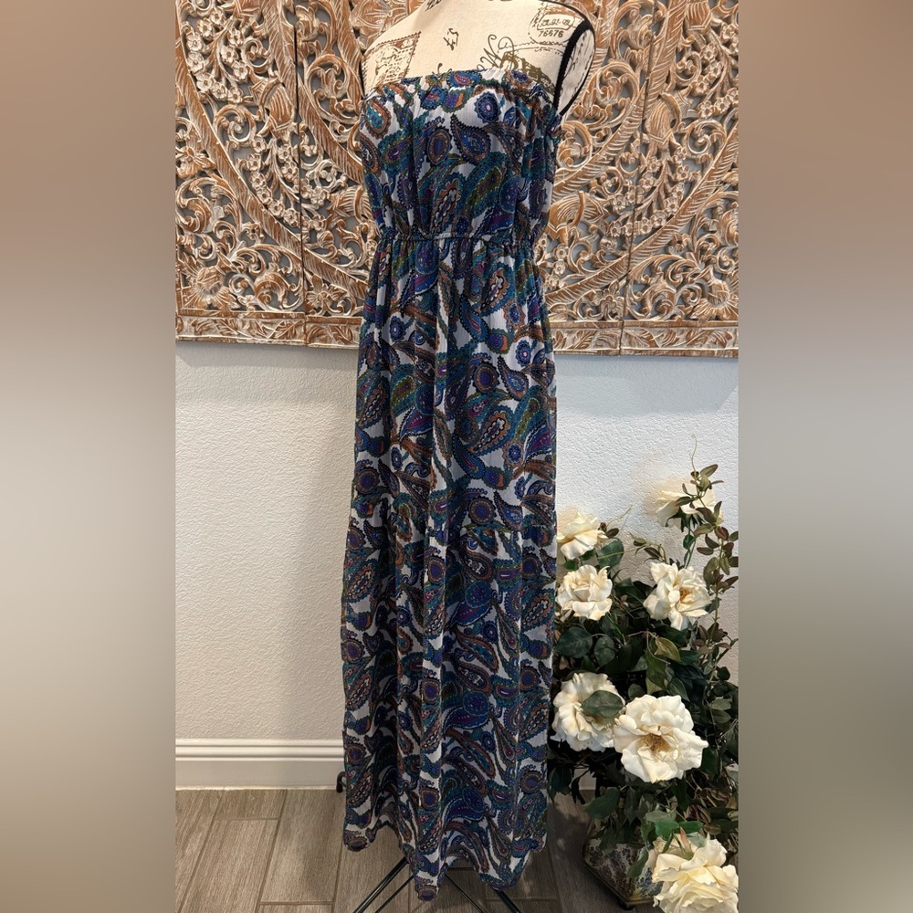 Charming Charlie Strapless Paisley Maxie Dress- size M - Picture 4 of 13